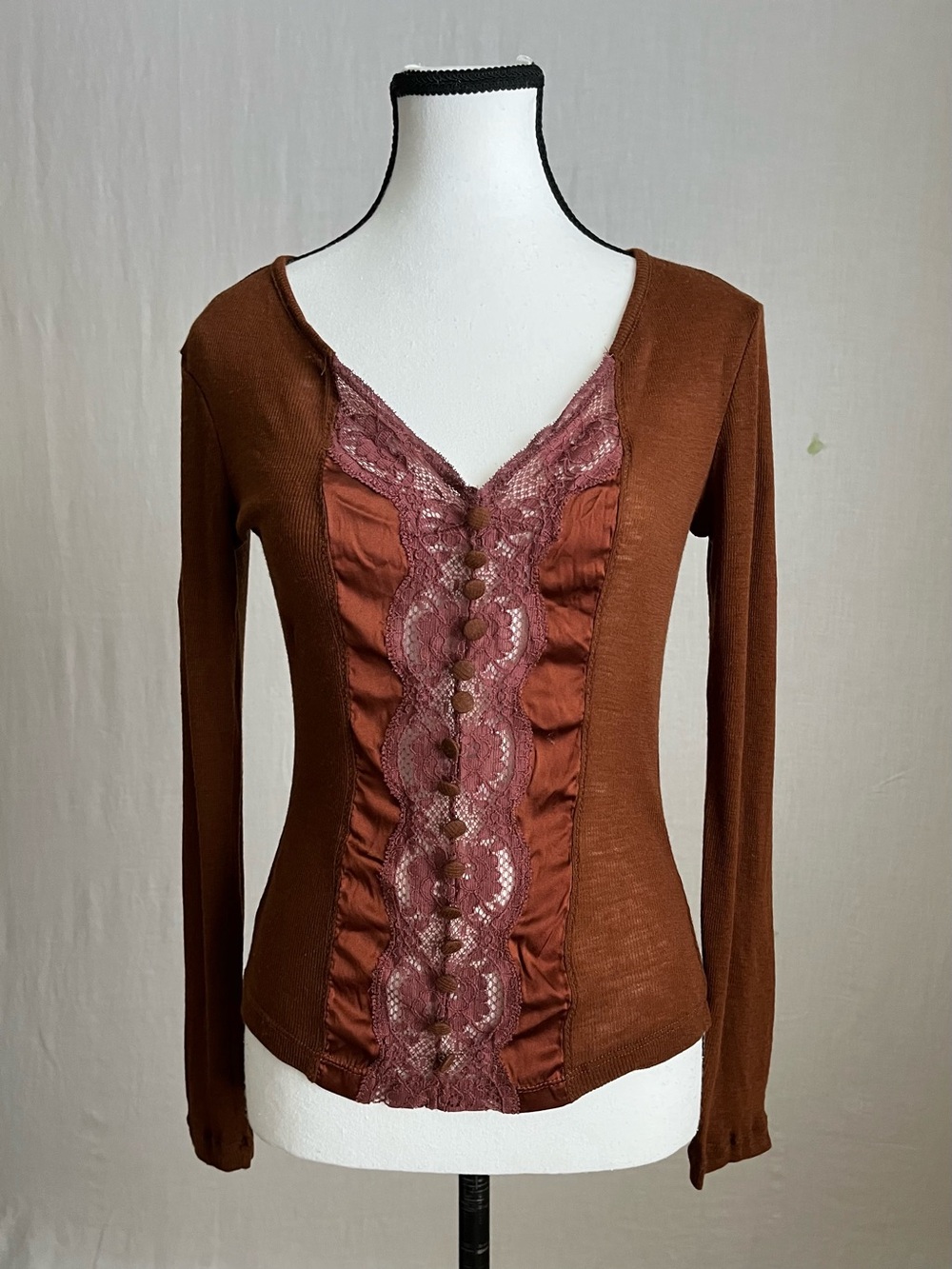 D&G - Wool Blend Fine Rib Gauzy Sweater with Silk Satin and Lace - M
